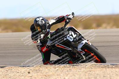 media/Feb-12-2022-SoCal Trackdays (Sat) [[3b21b94a56]]/Turn 11 Inside (155pm)/